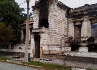 Италия осудила атаку РФ на Херсон, где под удар попало историческое здание посольства