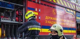 РФ с обеда непрерывно атакует Харьков дронами и КАБом: вспыхнул пожар, есть раненые