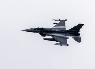Турецкие F-16 будут круглосуточно охранять небо стран-соседей России