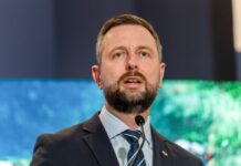 В Польше раскритиковали противников помощи Украине на фоне массированного удара РФ