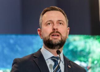В Польше раскритиковали противников помощи Украине на фоне массированного удара РФ