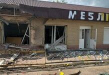 Погибли прямо на тротуаре: российский дрон ударил по центру Богодухова