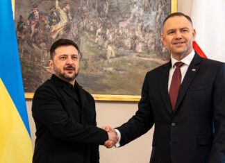 Зеленский впервые встретился с Навроцким после скандала с орденом