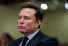 Маск рассказал, как Россия получила Starlink для использования в войне против Украины