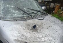 Враг утром массирован FPV-дронами поселок Слатино на Харьковщине: бьет по машинам и жилью, есть погибшие