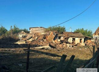 Женщина, которая оказалась под завалами из-за удара России на Харьковщине, умерла на руках медиков