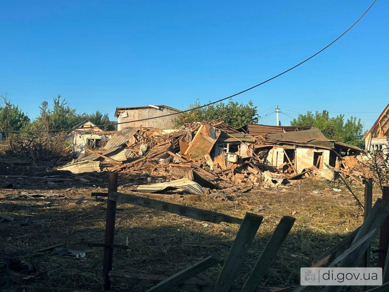 Женщина, которая оказалась под завалами из-за удара России на Харьковщине, умерла на руках медиков