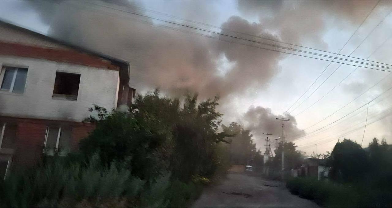 Рашисты сбросили КАБ на бригаду газовиков в Харьковской области