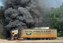 Обстрелы в сутки: на Харьковщине рашисты снова бьют по машинам, АЗС, зерну