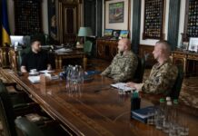 Зеленский поговорил с Драпатым и еще двумя командирами