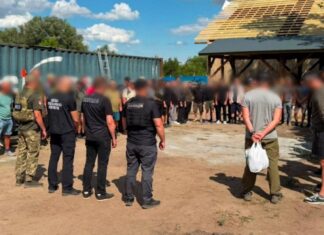 В Одесской области 83 военных строили дом для командира части