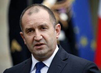 Болгария передумала блокировать санкции против РФ, но защищает патриарха Кирилла