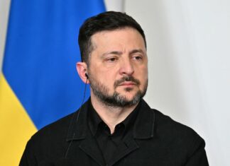 Зеленский заявил о намерении построить большой завод в Британии