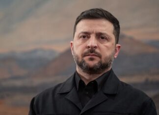 Россия несколько суток готовила массированный обстрел, он будет этой ночью, — Зеленский