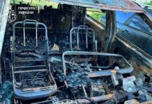 17-летняя харьковчанка поджигала авто за деньги: ущерб превысил 1,5 млн грн