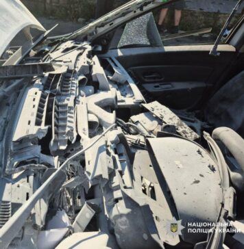 Эвакуировали людей — и попали под удар: в Харьковской области FPV-дрон атаковал полицейских, — ФОТО