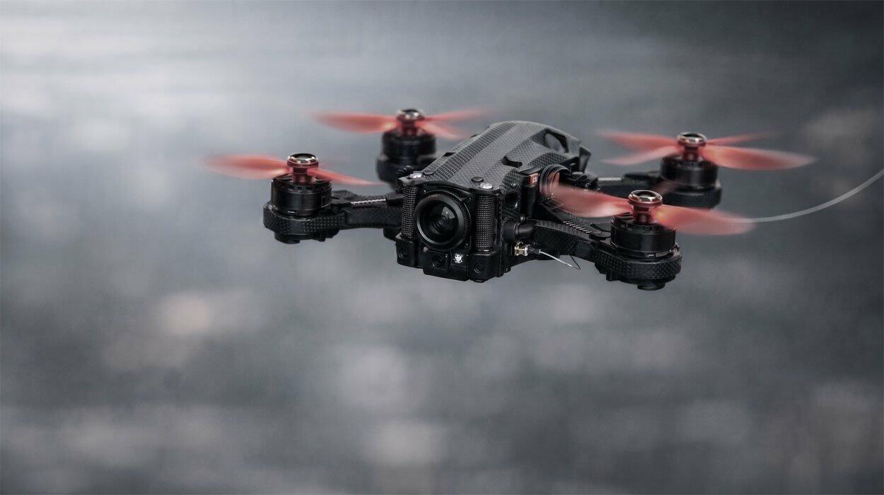 В Харьковской области московиты возобновили охоту FPV за гражданскими авто: есть пострадавшие