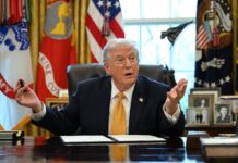 Трамп впервые высказался о визите директора ЦРУ в Москву