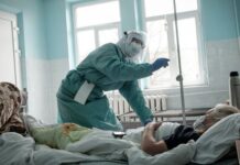 Реформы — сегодня, деньги — когда-нибудь потом: что не так с медицинской программой Кабмина