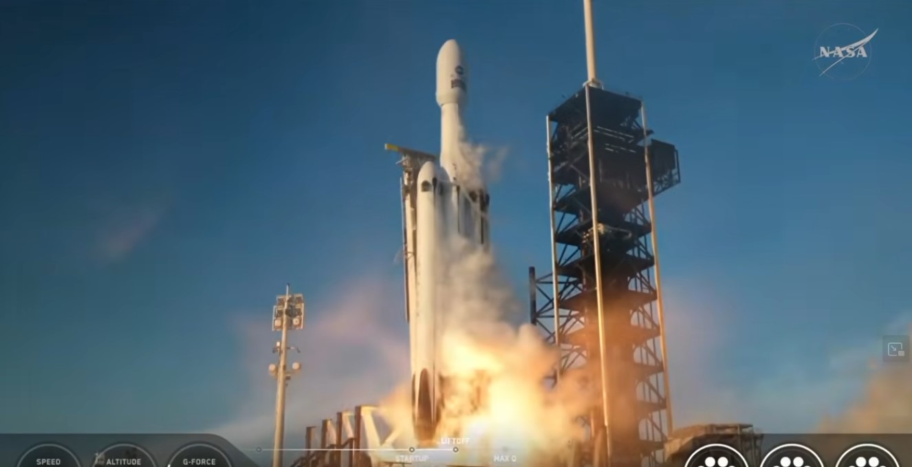 В космос запущен телескоп NASA за 4 миллиарда долларов: увидит «невидимую» Вселенную (видео)