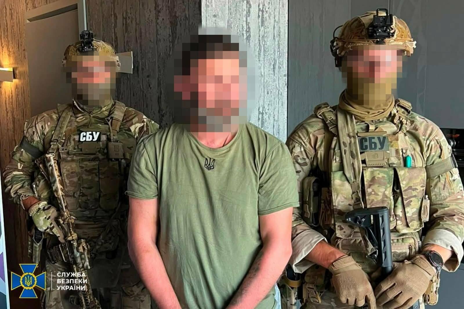 За 6500 долларов обещал списать с армии: в Харькове задержали эксголову психиатрической МСЭК