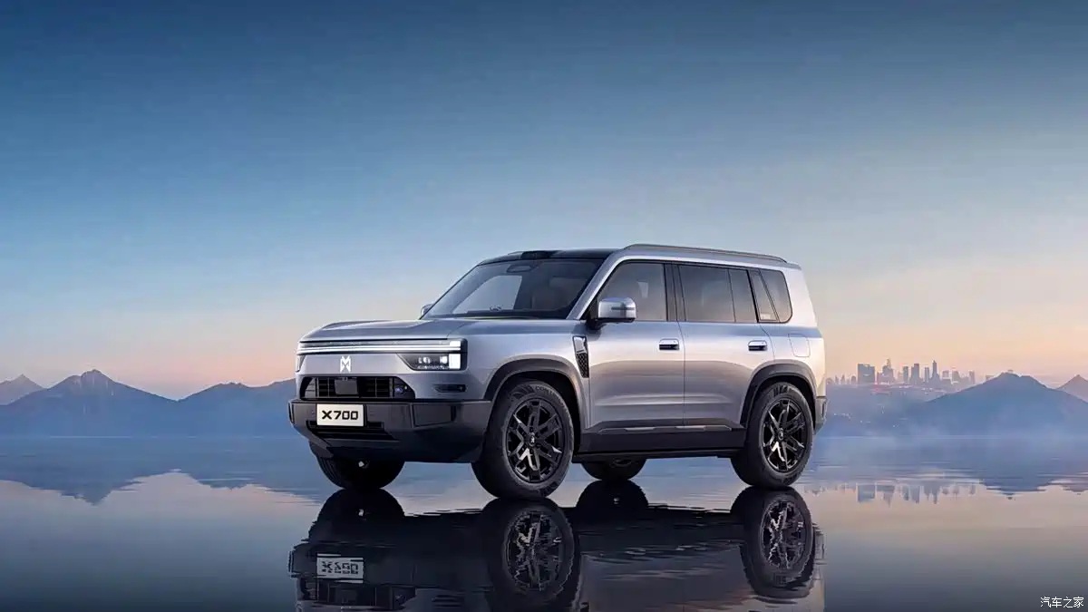 Dongfeng и Huawei создали электрифицированный внедорожник для самых суровых условий (фото)