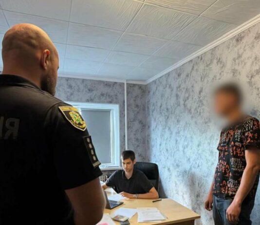 Крики и побои за закрытыми дверями: в Харькове полиция вмешалась в семейный конфликт