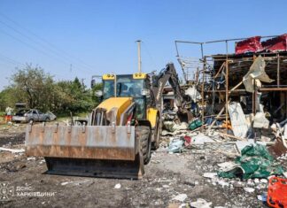 10 погибших, 18 пострадавших: после удара по Печенегам перекрыли важную трассу Харьковщины