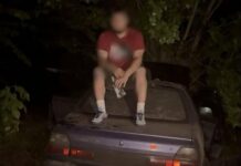 Пьяный, без прав и еще убегал: в Харькове водитель закончил погоню ДТП