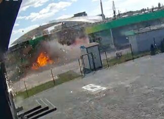 Четвертый по АЗС и дрон чуть не попал в автобус в пригороде Харькова: жителей призывают сменить маршрут