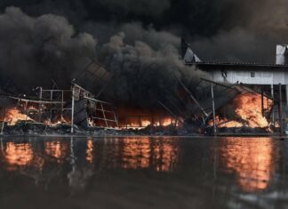«Ужасная халатность»: после российского удара в Киевской области сдетонировали боеприпасы и десятки погибших, Зеленский требует расследования