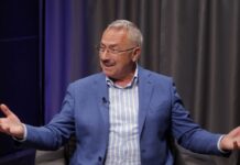 «Олигархическая система возникла при Кучме, но преемники ее не сломали»: интервью с Головатым