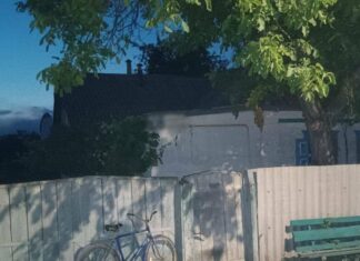 Кровавая ссора на Балаклейщине: двое мужчин выжили после ножевого приступа