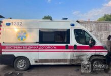 Обстрелы за сутки: на Харьковщине московиты атаковали скорую, электросети, дома, убили гражданских