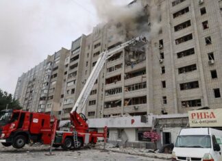 «Тревоги не было»: из-за попадания «бандероли» на Салтовке один человек погиб, другие чудом живы
