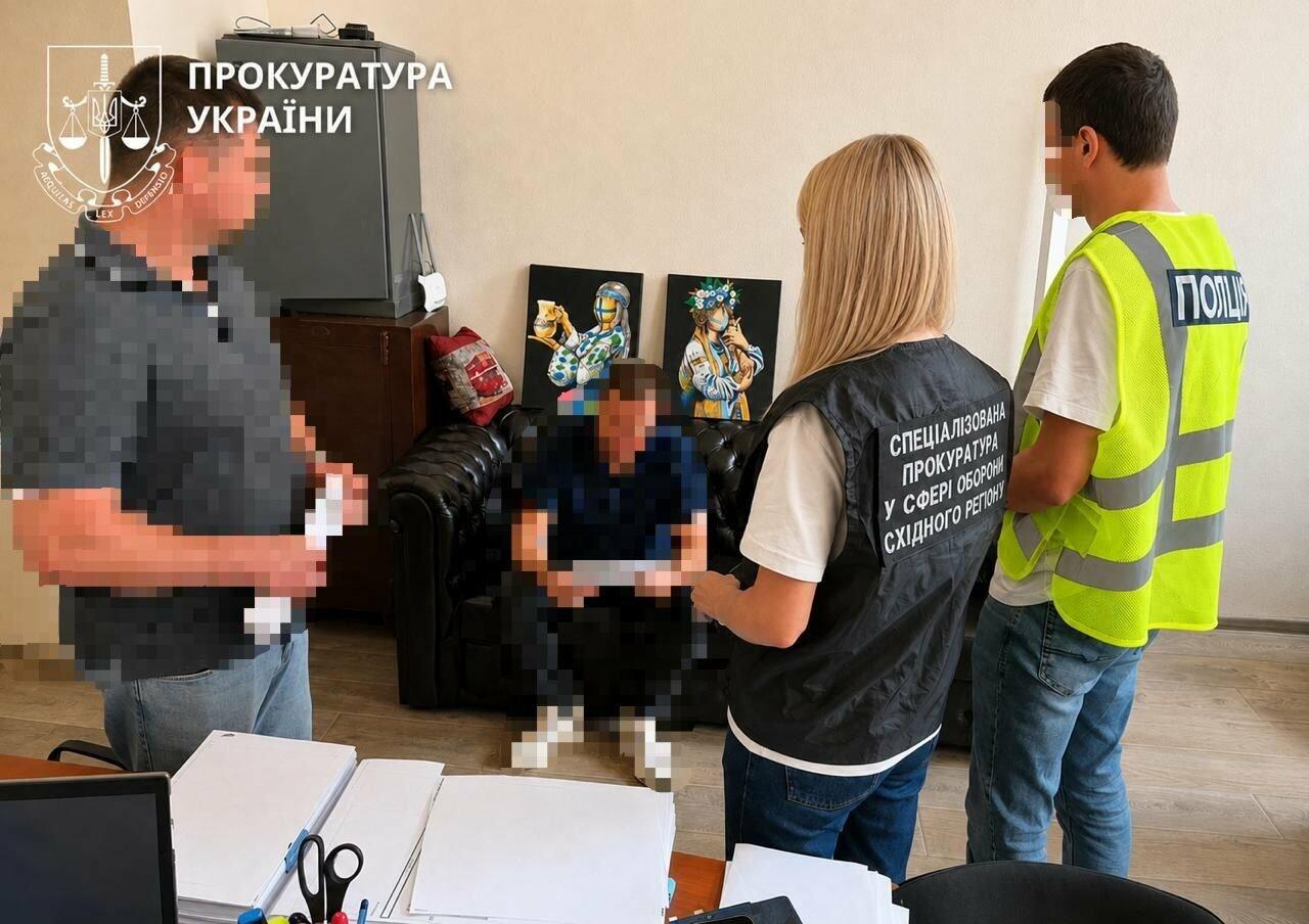 Записал в армию «на бумаге»: эксчельнику харьковского районного ТЦК объявили подозрение