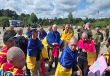 Дома: 103 защитника Украины вернулись из-за обмена