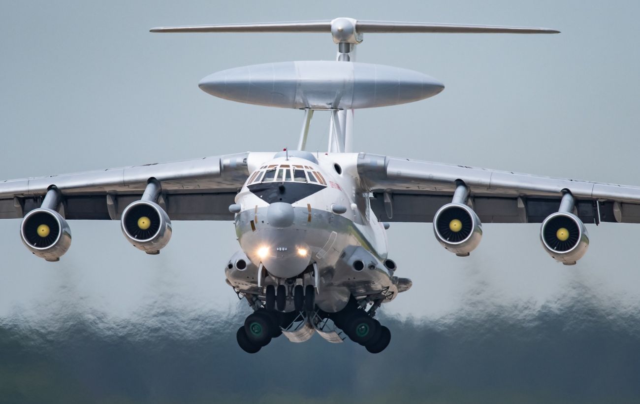 РФ испугалась украинских ракет и подняла в небо почти все самолеты А-50У