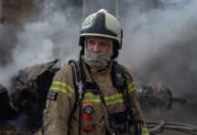 Россияне ударили по АЗС возле дома в Харькове, возник пожар