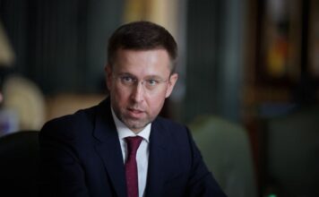 Корецкий рассказал, как государство будет спасать бизнес от ударов России