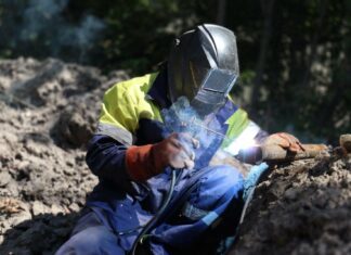 «Филигранная работа»: в центре Харькова предотвратили аварию на газопроводе