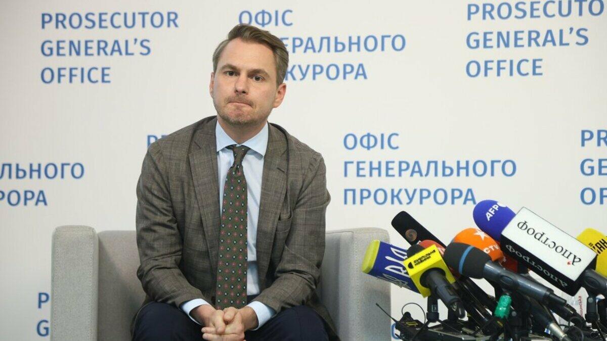 Верховная Рада уволила Руслана Кравченко с должности генпрокурора. Кто его заменит?