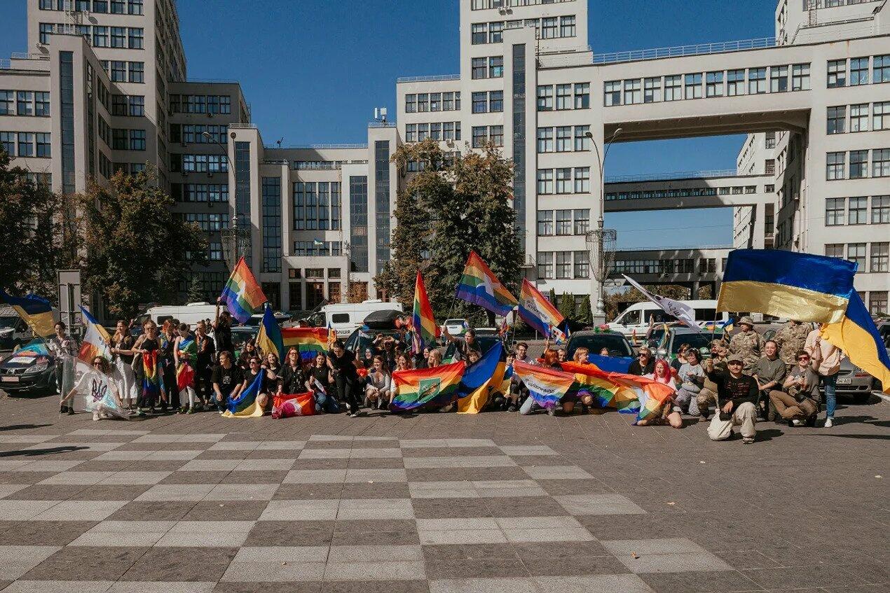 За себя и за своих: в пятый раз под обстрелами Харьков выходит на ПрайдФест и Марш ХарьковПрайда
