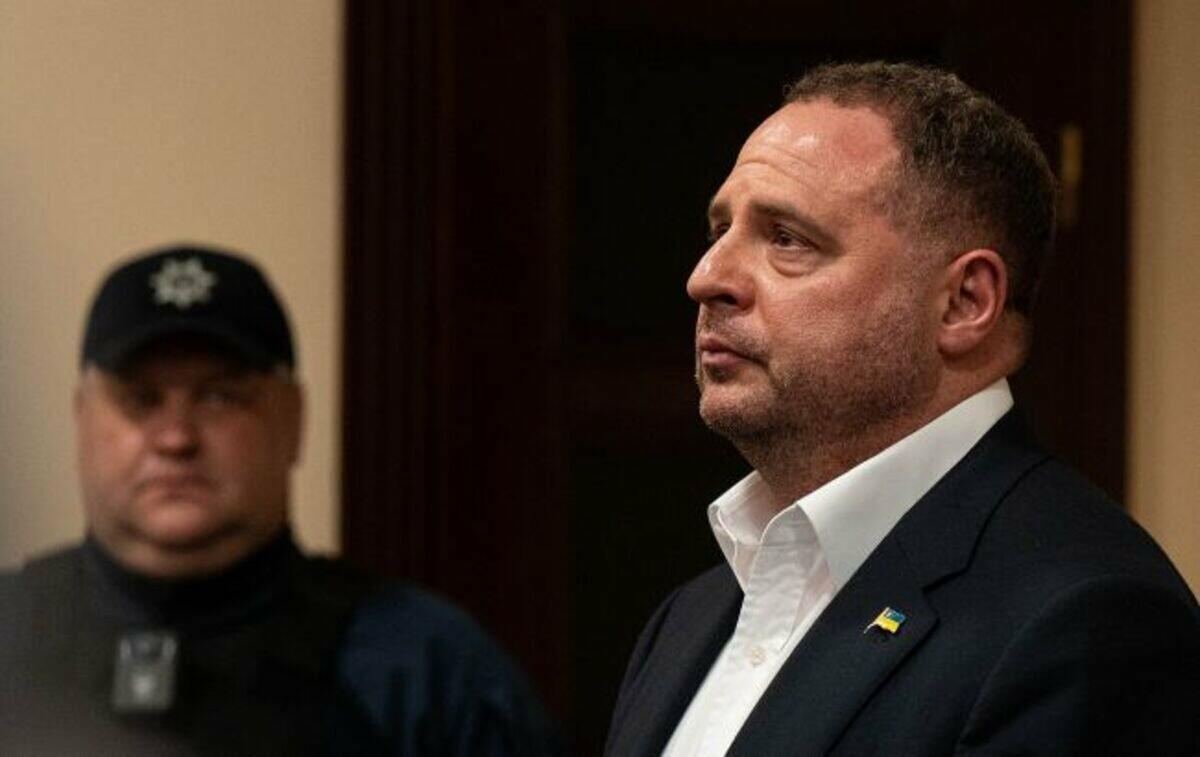 С Ермака сняли браслет, потому что тот угрожал его жизни