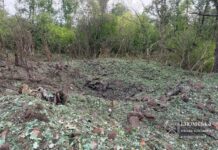 «Торнадо-С» ударил по Изюму: повреждены дома и электросети, продолжаются ремонтные работы