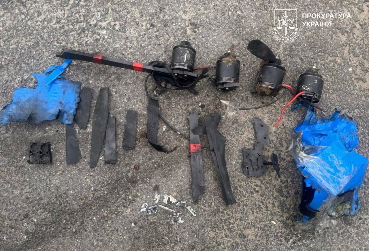 Удары по авто и возле метро: россияне устроили серию атак на Харьков FPV-дронами, погибли и пострадали
