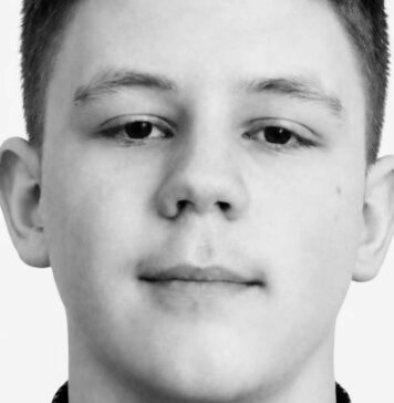 Мама погибла сразу, сын боролся до последнего: удар России унес жизни 13-летнего Александра на Харьковщине