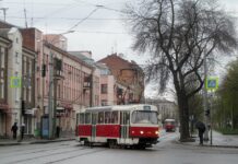 Завтра трамваи и троллейбусы меняют маршруты в Харькове