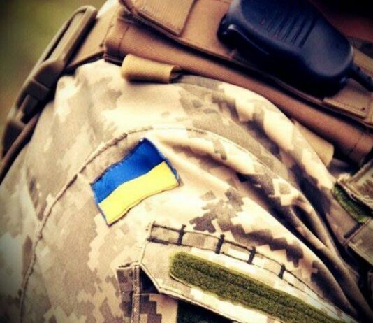 Оплата службы на передовой: Зеленский дал командирам новое задание