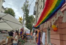 В Харькове стартовал «ХарьковПрайд»: ярмарка, лекции, мастерские и сбор для военных, — ФОТО, ВИДЕО